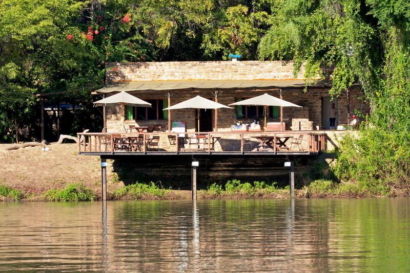 Kunene River Lodge Ehomba Exterior photo
